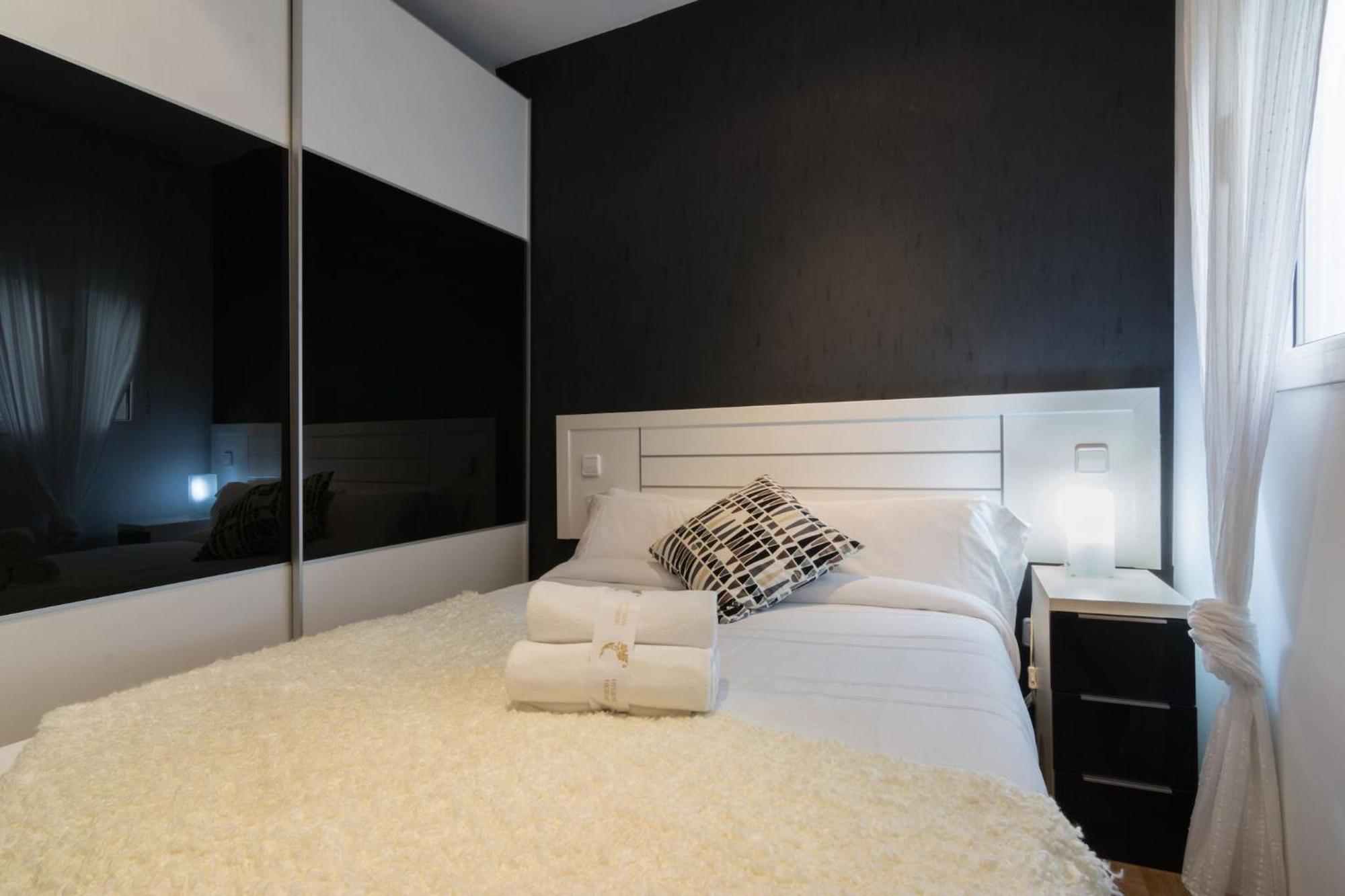 Apartamentos Day Madrid Ildefonso Centro Gran Via Sol Malasana Екстер'єр фото