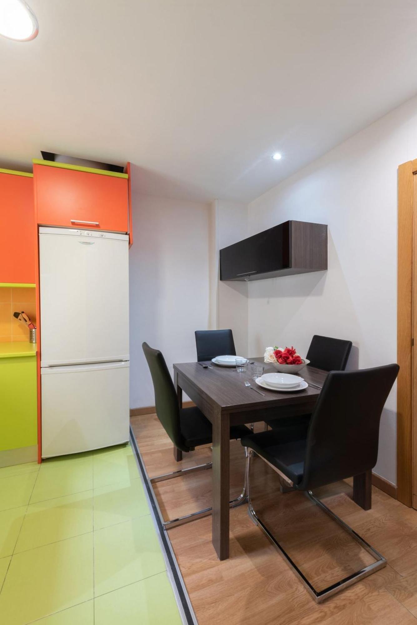 Apartamentos Day Madrid Ildefonso Centro Gran Via Sol Malasana Екстер'єр фото