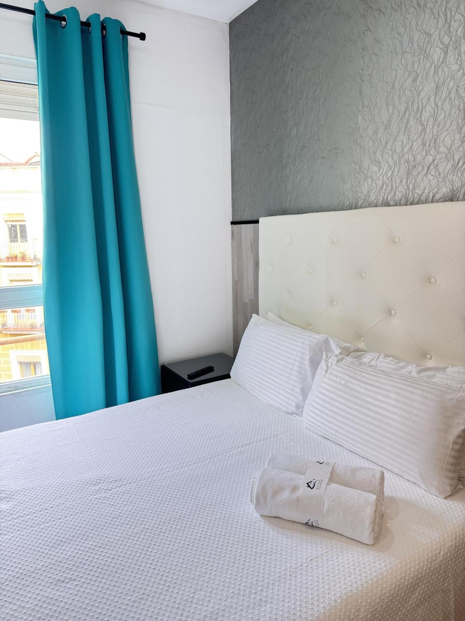 Apartamentos Day Madrid Ildefonso Centro Gran Via Sol Malasana Екстер'єр фото