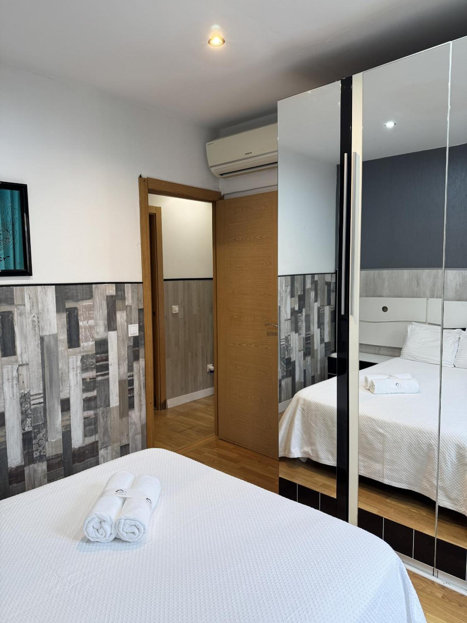 Apartamentos Day Madrid Ildefonso Centro Gran Via Sol Malasana Екстер'єр фото